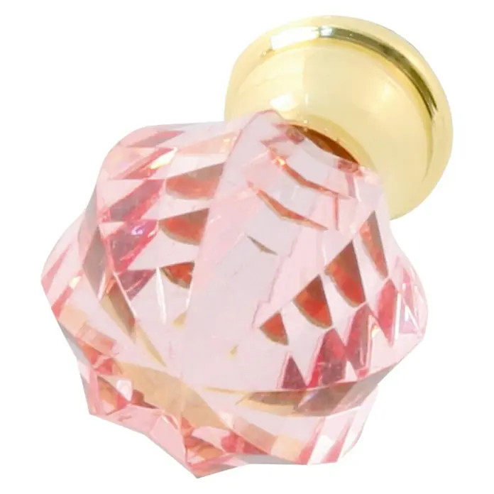 Häfele Pomo para muebles - Diámetro: 30 mm, Plástico, Rosa - Primer plano de un tirador de mueble de cristal facetado rosa con base dorada, que promete elegancia y brillo para los muebles.