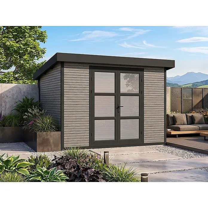Fjordholz Gartenhaus FineLine 8,4 m² Grau - Außenmaß inkl. Dachüberstand (B x T): 322 x 325 cm, Aluminium, Grau / Anthrazit - Moderner Gartenschuppen aus grauem Verbundwerkstoff mit dunklen Glastüren, in einem Landschaftsgarten.