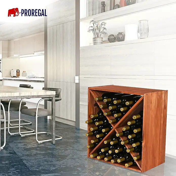 Proregal Flaschenregal Modulares Weinregal VINCELLAR MOD für 40 Flaschen - L x B x H: 30 x 60 x 60 cm, Holz - Rotbraunes Weinregal aus Holz, gefüllt mit Flaschen, steht auf dem Boden in einer modernen Küche.