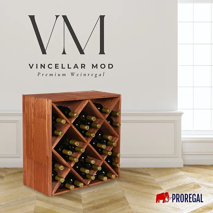 Proregal Flaschenregal Modulares Weinregal VINCELLAR MOD für 30 Flaschen - L x B x H: 30 x 60 x 60 cm, Holz - Hölzernes Weinregal mit Rautenabteilen, gefüllt mit Weinflaschen, in einem stilvollen Raum.