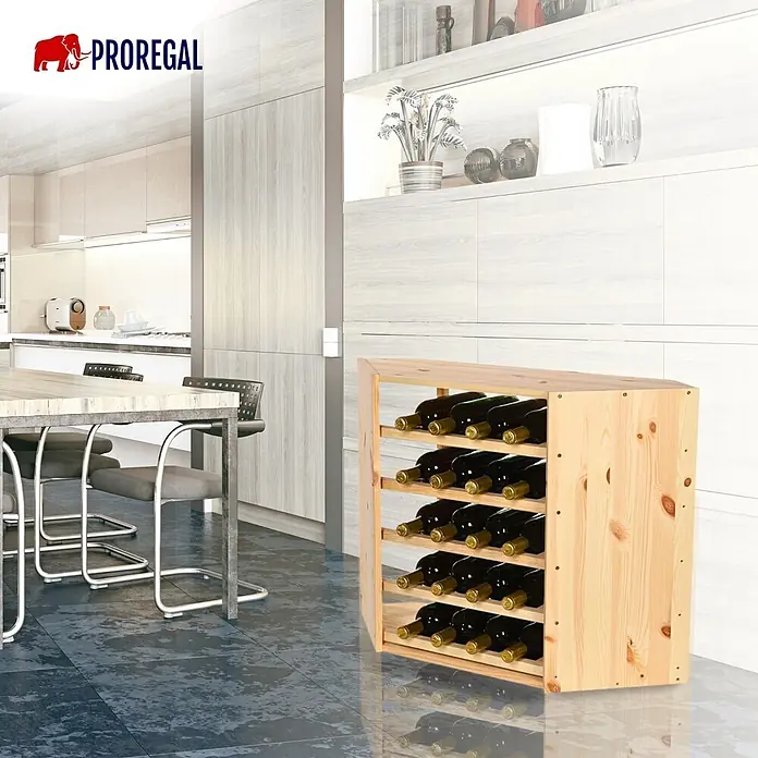 Proregal Flaschenregal Modulares Weinregal VINCELLAR MOD für 18 Flaschen - Holz - Kiefernes Eckweinregal mit 15 Flaschen in einer modernen Küche.