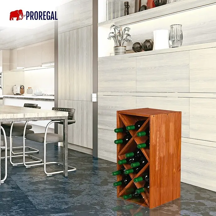 Proregal Flaschenregal Modulares Weinregal VINCELLAR MOD für 14 Flaschen - L x B x H: 30 x 30 x 60 cm, Holz - Braunes Weinregal aus Holz, gefüllt mit grün-verschlossenen Weinflaschen, auf dunklem Fliesenboden in moderner Küche.