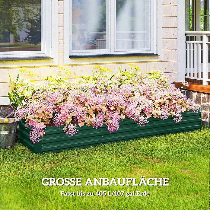 Outsunny Hochbeet - 240 x 60 x 30 cm, Stahl, Grün - Dunkelgrünes Hochbeet aus Wellblech mit rosa und gelben Blumen, auf einem Rasen vor einem Haus.