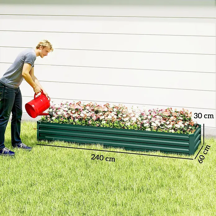 Outsunny Hochbeet - 240 x 60 x 30 cm, Stahl, Grün - Dunkelgrünes Hochbeet aus Metall, 240x60x30 cm, mit blühenden Blumen, wird bewässert.