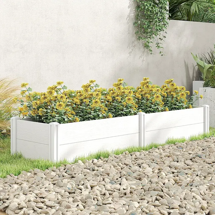 Outsunny Hochbeet - Kunststoff, Weiß - Weißes Hochbeet mit gelben Blumen in einer Gartenumgebung, begrenzt von Gras und Kies.