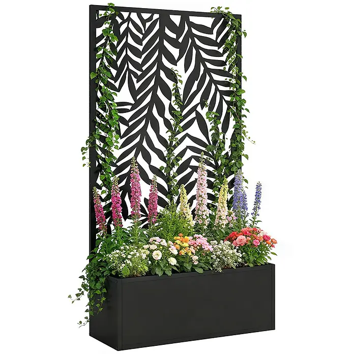 Outsunny Hochbeet - 61 x 23 x 113 cm, Metall, Schwarz - Schwarzer Metall-Pflanzkasten mit integriertem Rankgitter im Blattdesign, gefüllt mit bunten Blumen und Kletterpflanzen.