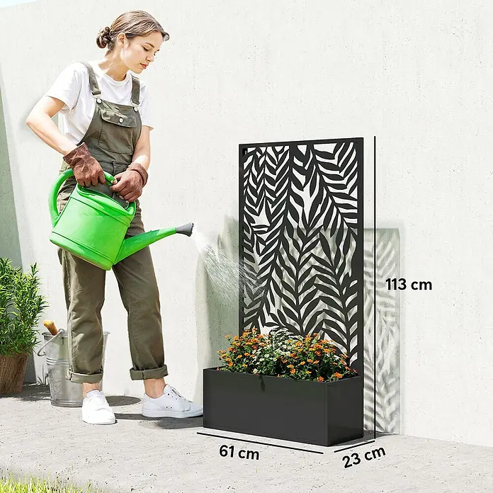 Outsunny Hochbeet - 61 x 23 x 113 cm, Metall, Schwarz - Schwarzer Metall-Pflanzkasten mit dekorativem Blattmuster-Sichtschutz, von einer Person gegossen. Maße: 61x23x113 cm.