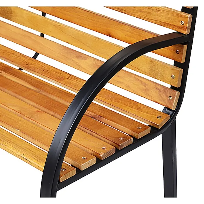 Furnicato Gartenbank Kiefernholz - B x T x H: 60 x 122 x 83 cm, Legierter Stahl/Holz, Naturholz - Nahaufnahme einer Bank mit Naturholzlatten und gebogenem schwarzem Metallrahmen und Armlehne.