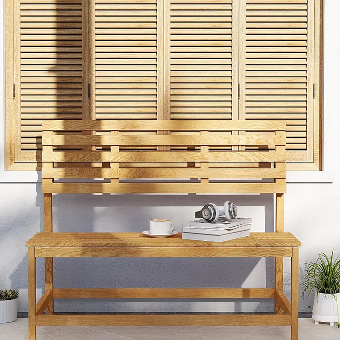Outsunny Gartenbank - B x T x H: 61 x 61 x 89 cm, Kiefernholz, Teak - Helle Holzbank mit Lattenrost und Rückenlehne, darauf eine Tasse Kaffee, Bücher und Kopfhörer.