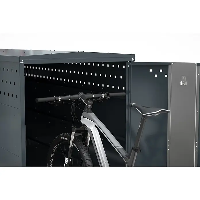 WSM Fahrradgarage BikeBox 1 ID RFID - Anthrazit - Dunkelgrauer Metall-Fahrradschuppen mit perforierten Wänden, offener Tür und darin gelagertem Mountainbike.