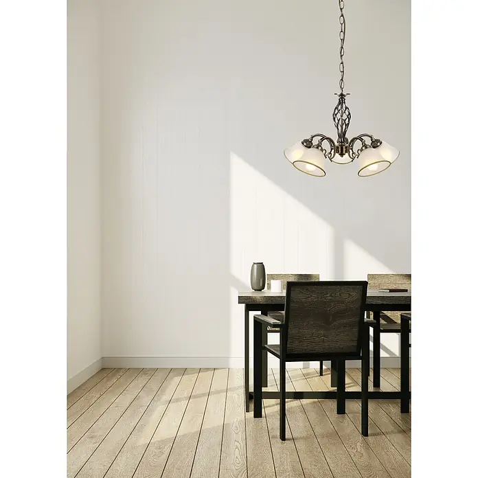 Globo Pendelleuchte Odin - 60 W, Höhe: 120 cm, E27 - Verzierter Bronze-Kronleuchter mit vier mattierten Glasschirmen, über einem Esstisch in einem Raum hängend.