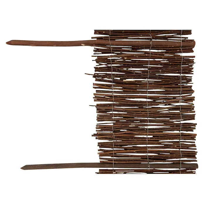 Windhager Beeteinfassung Typ 11 - Weide, 100 x 20 cm - Dunkelbraunes Flechtzaun-Element aus Weidenruten mit zwei spitzen Pfählen.
