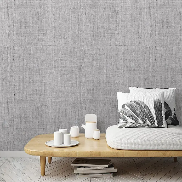 Marburg Smart Art Aspiration Fototapete Struktur I - B x H: 212 x 270 cm, Vlies, Greige - Graue Wand mit subtiler Leinenstruktur und sichtbaren Nähten. Bildet einen neutralen Hintergrund in einem modernen Wohnbereich.