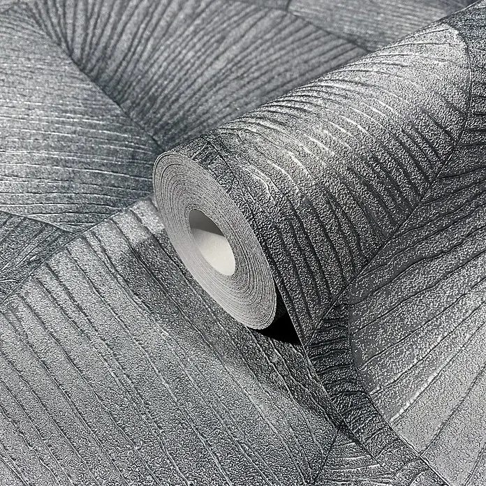 Marburg Kumano Vliestapete Floral - Silber, Floral, 10,05 x 0,53 m - Rolle dunkelgrauer Tapete mit abstraktem Texturmuster, teilweise abgerollt.