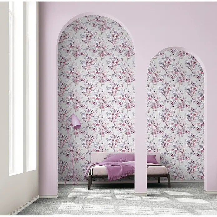 Marburg Novamur Plus Fresh UP Vliestapete Floral VI - Weiß-Rot, Floral, 10,05 x 0,53 m - Rosa-lila Aquarell-Pflanzen-Tapete in Bogennischen, die einen dekorativen Schlafzimmerakzent setzt.