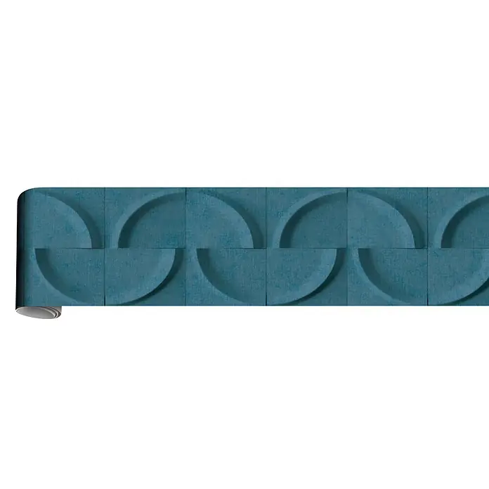 Marburg Shades Iconic Tapetenborte Grafik - Blau, Grafisch, 5 x 0,18 m, Vlies - Blaue, texturierte Tapete mit 3D-Geometrie-Muster, teilweise abgerollt.