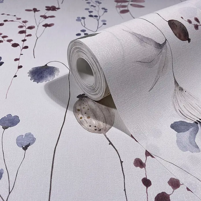 Marburg Novamur Plus Fresh UP Vliestapete Floral V - Weiß-Grün-Blau, Floral, 10,05 x 0,53 m - Rolle strukturierter Tapete mit zartem Aquarell-Botanikmuster in Blau-, Violett- und Brauntönen.