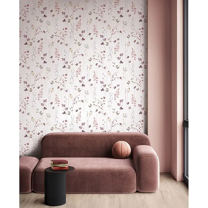 Marburg Novamur Plus Fresh UP Vliestapete Floral V - Weiß-Rot, Floral, 10,05 x 0,53 m - Zarte Blumentapete mit schlanken Stielen und kleinen Blüten in Altrosa- und Mauvetönen auf hellem Hintergrund.