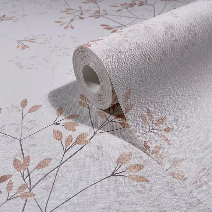 Marburg Novamur Plus Fresh UP Vliestapete Floral II - Weiß-Rot, Floral, 10,05 x 0,53 m - Strukturierte, hellfarbene Tapetenrolle mit zartem Muster aus braunen und grauen Blättern und Ästen.
