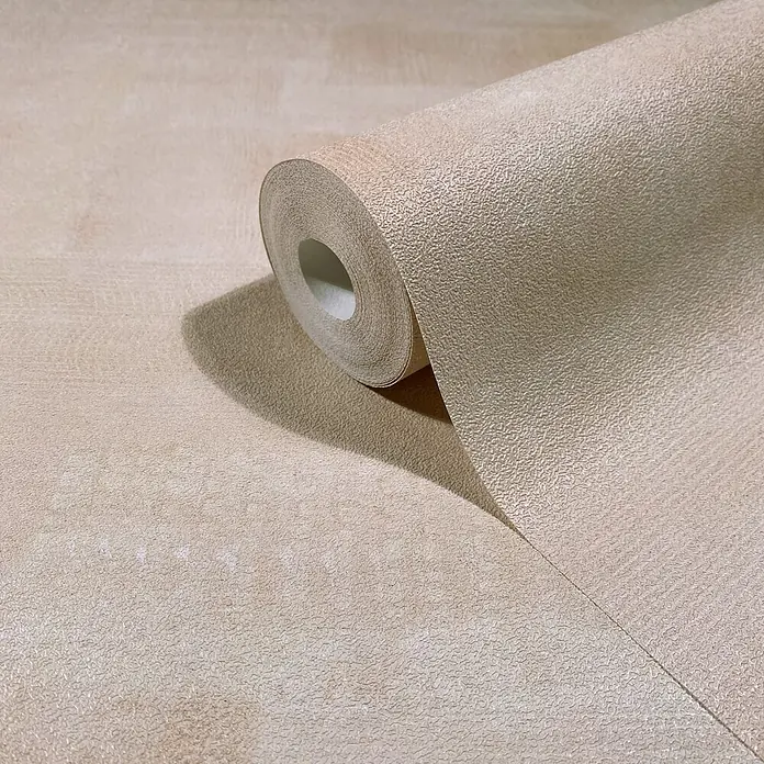 Marburg Novamur Plus Fresh UP Vliestapete Uni - Grau-Beige, Uni, 10,05 x 0,53 m - Strukturierte beige Tapetenrolle, teilweise abgerollt, zeigt ihr Reliefmuster und neutrale Farbe.