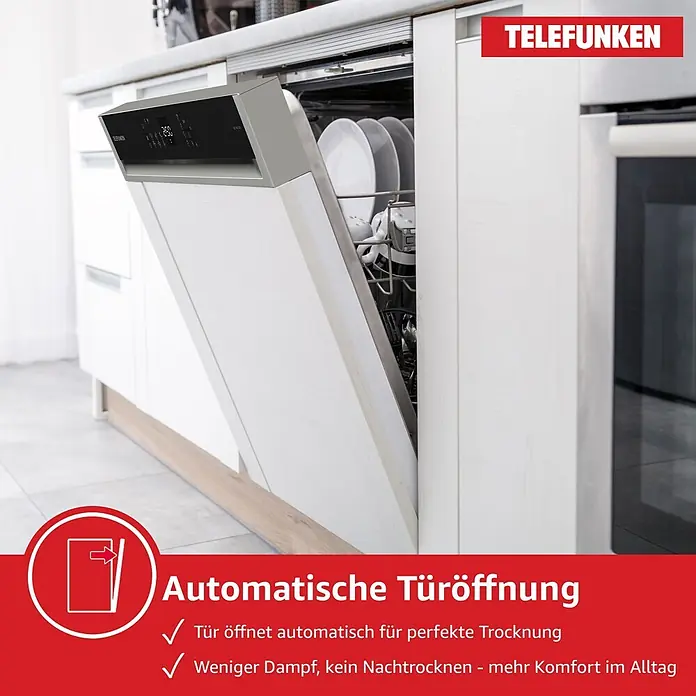 Telefunken Einbaugeschirrspüler GET6012DI - Anzahl Maßgedecke: 12 Stk., Teilintegriert - Weißer Einbau-Geschirrspüler mit leicht geöffneter Tür und Geschirr darin, zeigt automatische Türöffnung zum Trocknen.