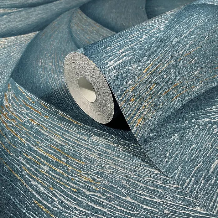 Marburg Ritus Vliestapete Grafik - Blau-Silber, Grafisch, 10,05 x 0,53 m - Teilweise abgerollte tealfarbene Tapetenrolle mit strukturiertem abstraktem Muster aus weißen und goldenen Streifen.