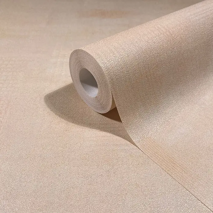 Marburg Novamur Plus Fresh UP Vliestapete Uni - Beige, Uni, 10,05 x 0,53 m - Eine Rolle hellbeiger strukturierter Tapete, teilweise abgerollt und auf einer passenden Oberfläche liegend.