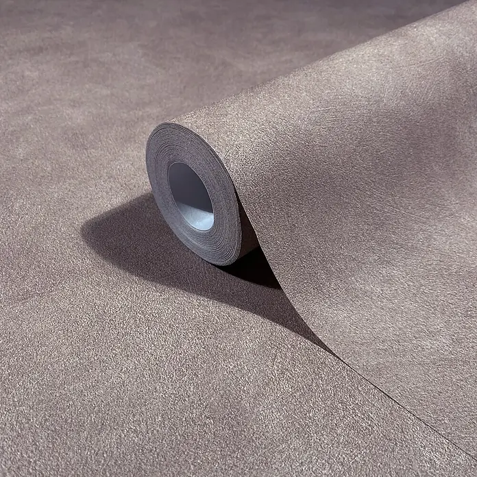 Marburg Whisper Vliestapete Putzoptik I - Lehmbraun, Sonstiges, 10,05 x 0,53 m - Strukturierte taupegraue Tapetenrolle, teilweise abgerollt.