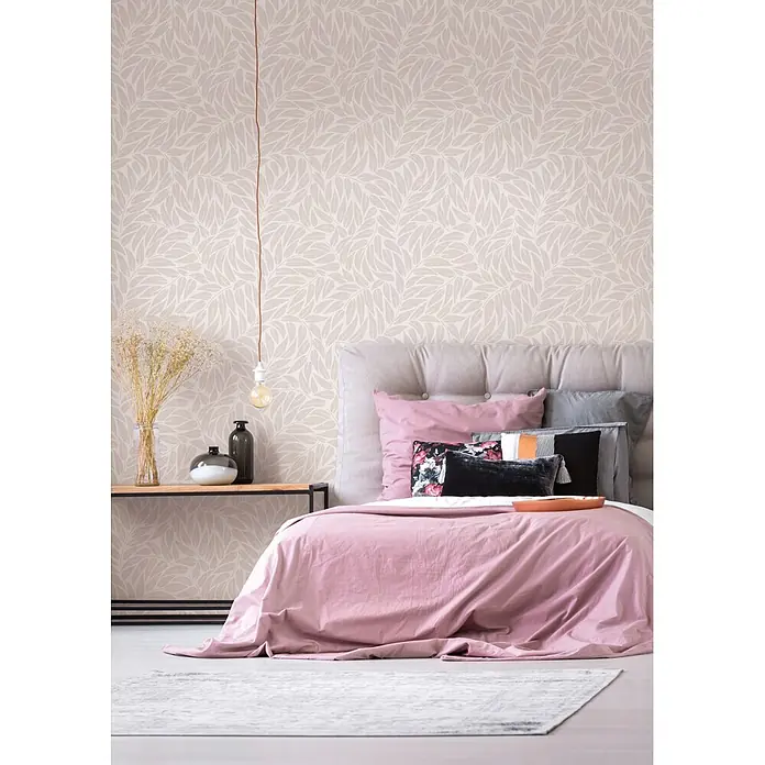 Marburg Boho Vliestapete Floral I - Grau, Floral, 10,05 x 0,53 m - Helle beigefarbene Tapete mit dezentem Ton-in-Ton-Blattmuster und Leinenstruktur für ein ruhiges Schlafzimmerambiente.