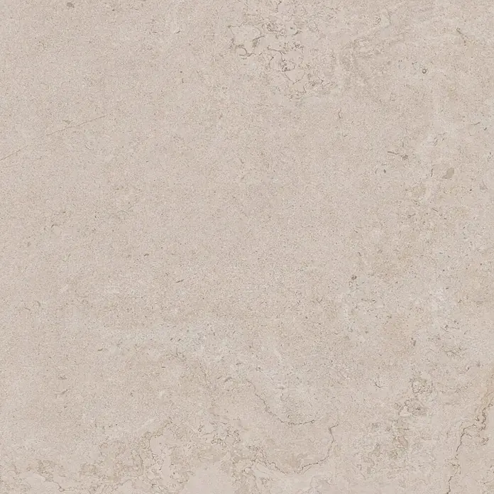 RAK Ceramics Feinsteinzeugfliese Valdi - 60 x 60 cm, White, Matt - Helle beige Natursteinoberfläche mit feiner Maserung und gesprenkelter Textur, ideal für Böden oder Arbeitsplatten.