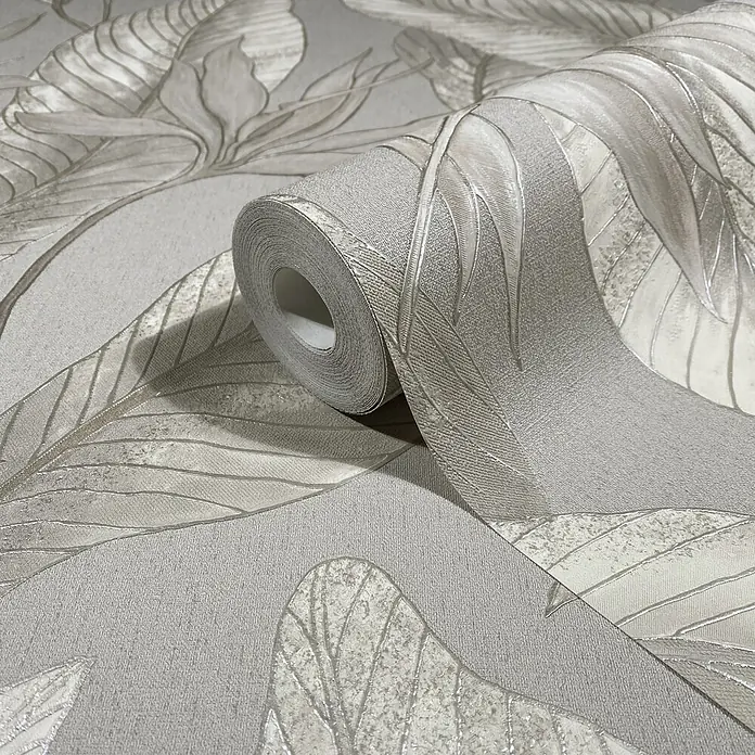Marburg Whisper Vliestapete Floral - Taupe, Floral, 10,05 x 0,53 m - Hellgraue Tapetenrolle mit schimmerndem, strukturiertem Blattmuster.