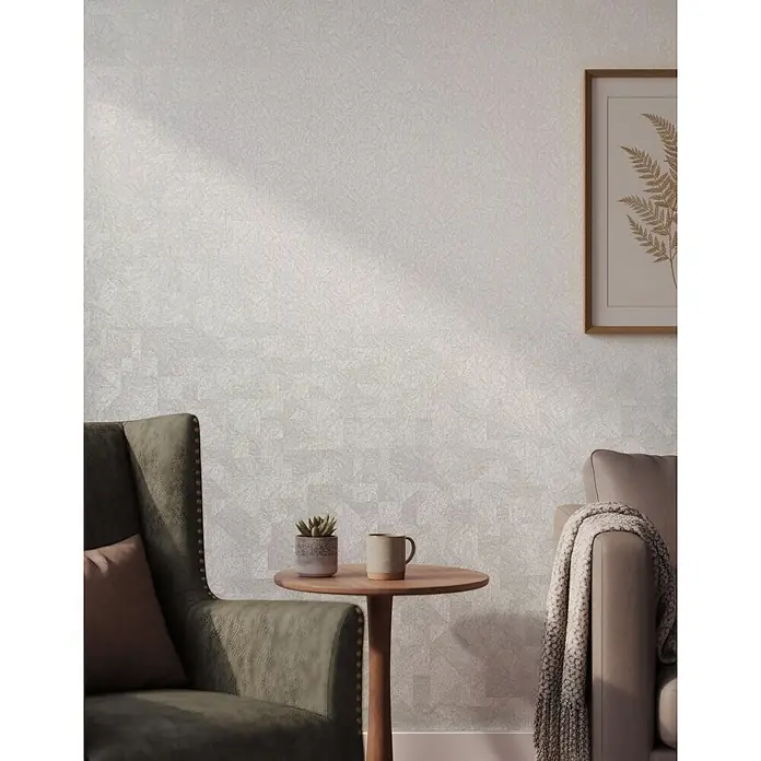 Marburg Whisper Vliestapete Grafik I - Grau-Beige, Grafisch, 10,05 x 0,53 m - Hellgraue Tapete mit dezentem, abstraktem Strukturmuster, die eine Wand in einem gemütlichen Raum aufwertet.