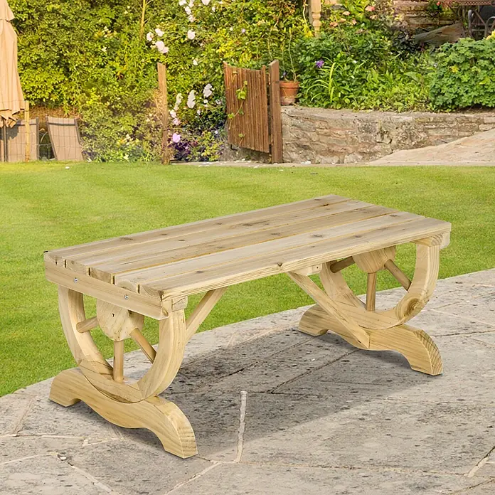 Outsunny Gartenbank - Tannenholz, Naturholz - Helle Holz-Gartenbank mit dekorativen Radbeinen auf einer Terrasse.
