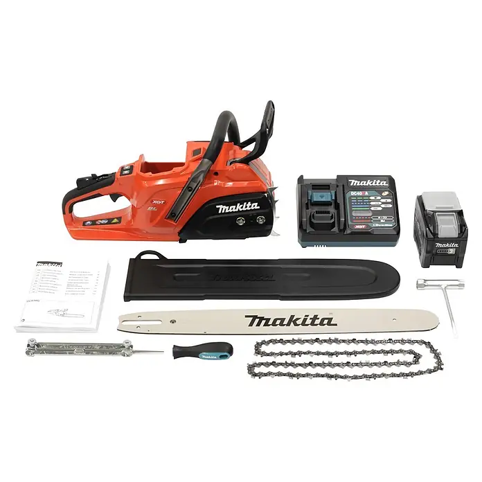 Makita Akku-Kettensäge UC030GE103 - 40 V, Li-Ionen, 1 Akku, Schwertlänge: 50 cm - Makita Akku-Kettensägen-Set: orange-schwarze Säge, Akku, Ladegerät, Führungsschiene, Kette und Werkzeuge.