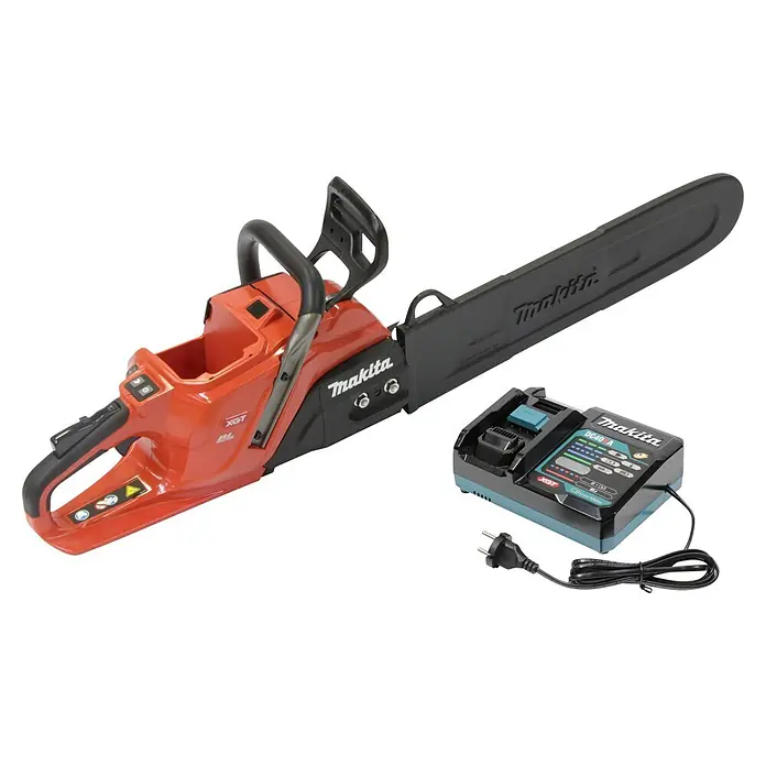 Makita Akku-Kettensäge UC030GE103 - 40 V, Li-Ionen, 1 Akku, Schwertlänge: 50 cm - Rot-schwarze Makita XGT Akku-Kettensäge mit Führungsschiene und ein schwarz-blaues Makita DC40A XGT Ladegerät mit Eurostecker.