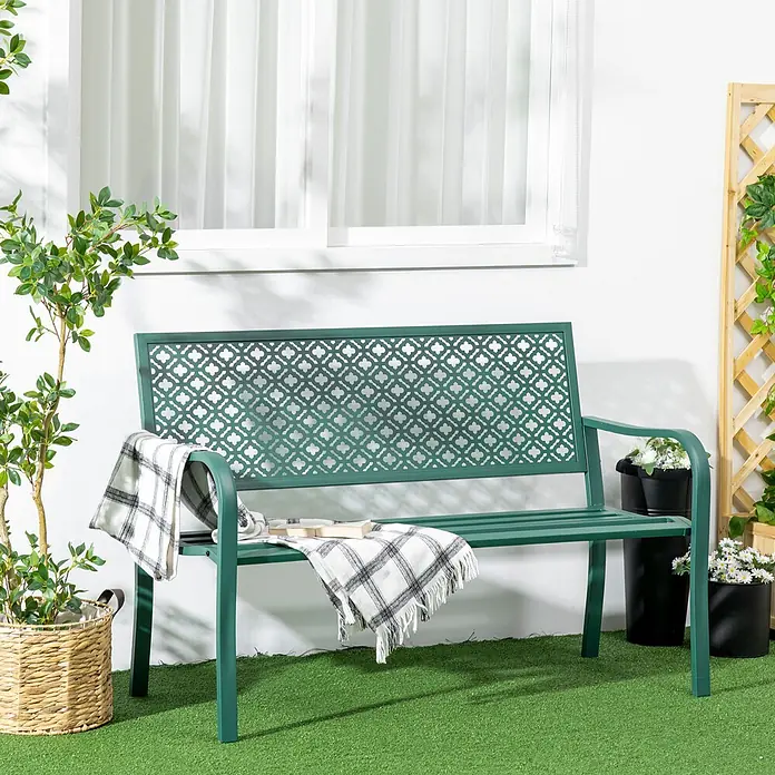 Outsunny Gartenbank - B x T x H: 63 x 63 x 83 cm, Stahl, Dunkelgrün - Grüne Metall-Gartenbank mit dekorativ gemusterter Rückenlehne, einer Decke und einem Buch.