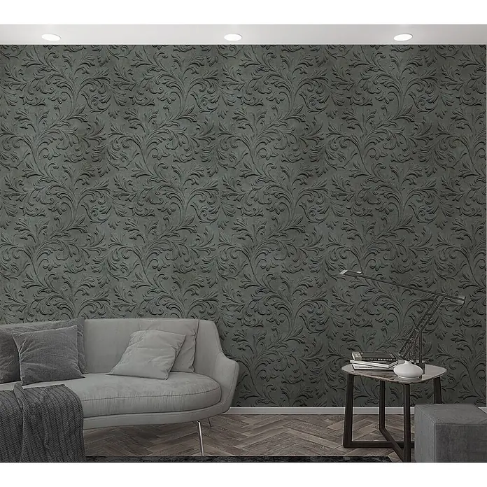 Marburg Smart Art Aspiration Fototapete Ornamental I - B x H: 159 mm x 270 cm, Vlies, Anthrazit - Dunkelgraue Prägetapete mit opulentem Blumenmuster an einer Wohnzimmerwand.