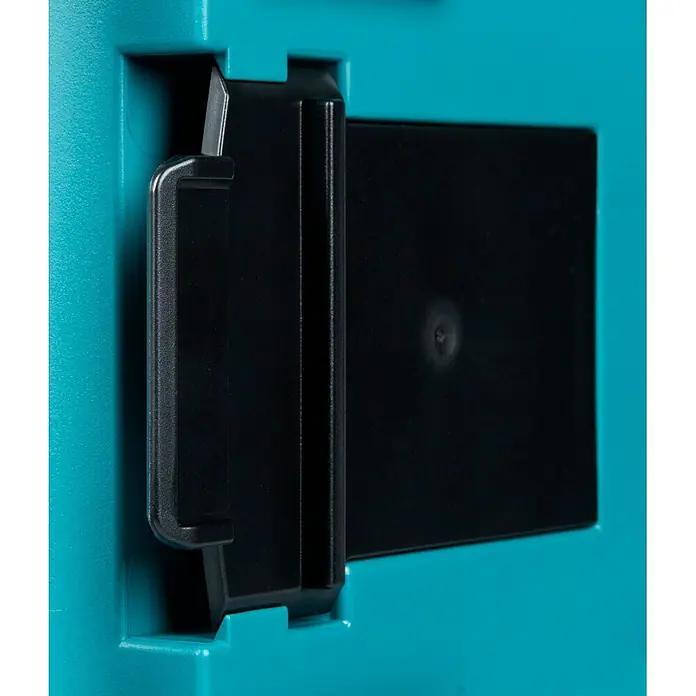 Makita Organizer Maktrak Flach L - L x B x H: 59,6 x 38,7 x 8,5 cm, Anzahl Fächer: 11 Stk. - Schwarzer Kunststoffverschluss auf türkisfarbener Kunststoffoberfläche.