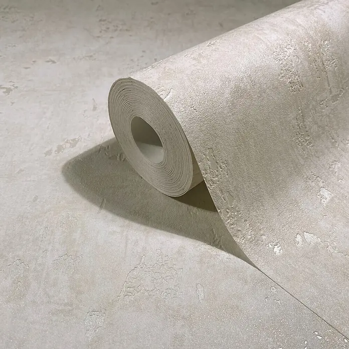 Marburg Vliestapete Novamur Naomi Putzoptik - Beige, Sonstiges, 10,05 x 0,53 m - Eine teilweise abgerollte Rolle heller beiger Tapete mit strukturierter, abstrakter Musterung.