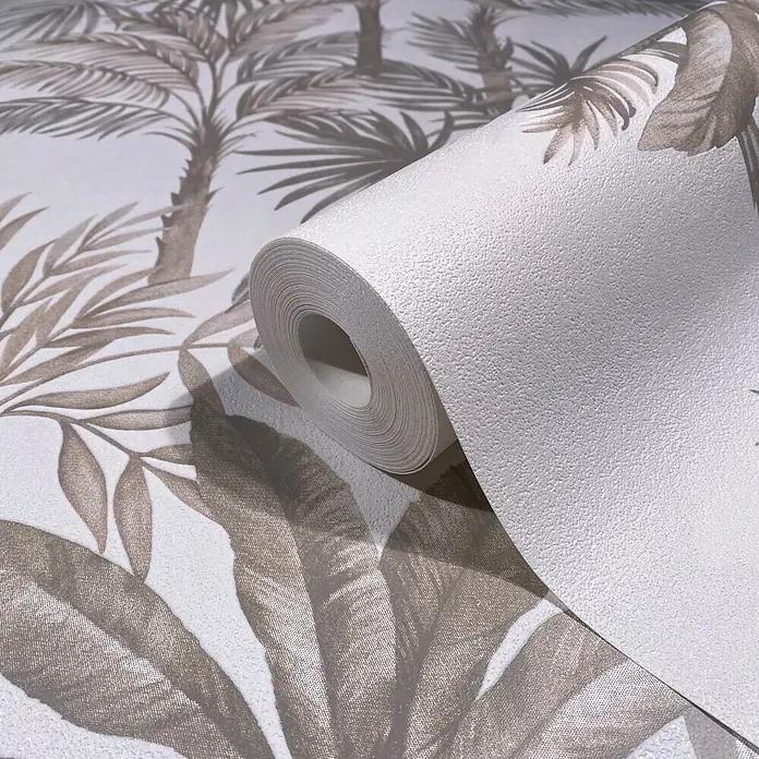 Marburg Vliestapete Novamur Leyla Floral I - Weiß-Beige, Floral, 10,05 x 0,53 m - Rolle strukturierter heller Tapete mit braunem Palmen- und Blättermuster.