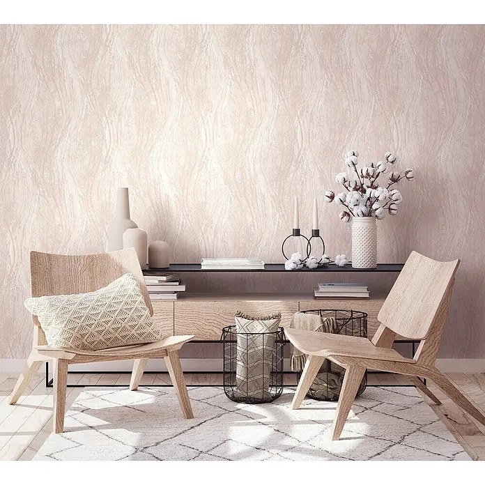Marburg Vliestapete Novamur Naomi Grafik - Beige, Grafisch, 10,05 x 0,53 m - Hellrosa Tapete mit fließender, welliger Textur, die einem Wohnraum eine subtile, elegante Kulisse verleiht.