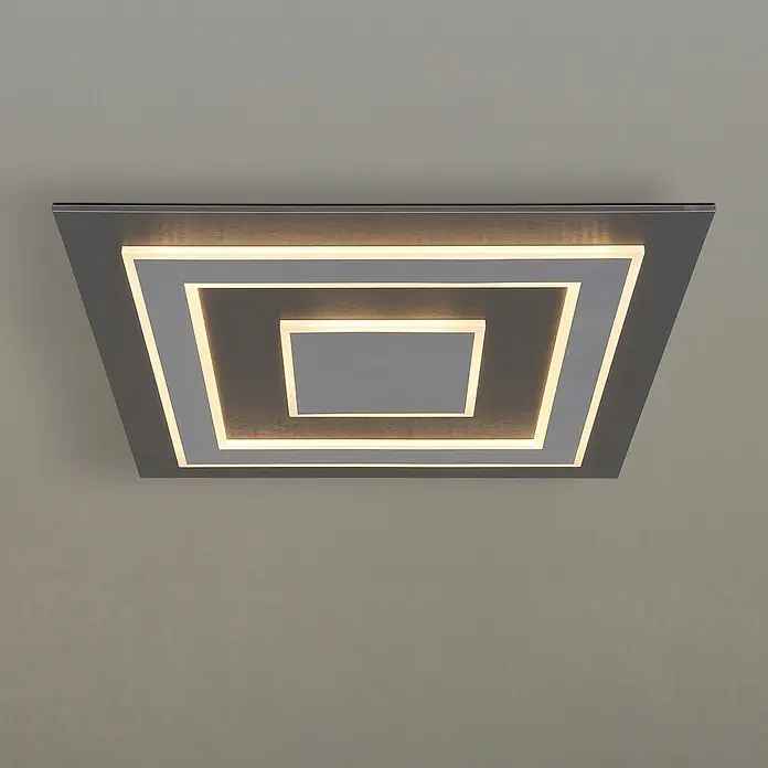Globo LED-Deckenleuchte Jayden - 50 W, L x B x H: 600 x 600 x 46 mm, Warmweiß - Moderne quadratische LED-Deckenleuchte mit gebürsteter Metalloberfläche und verschachtelten beleuchteten Rechteckelementen.