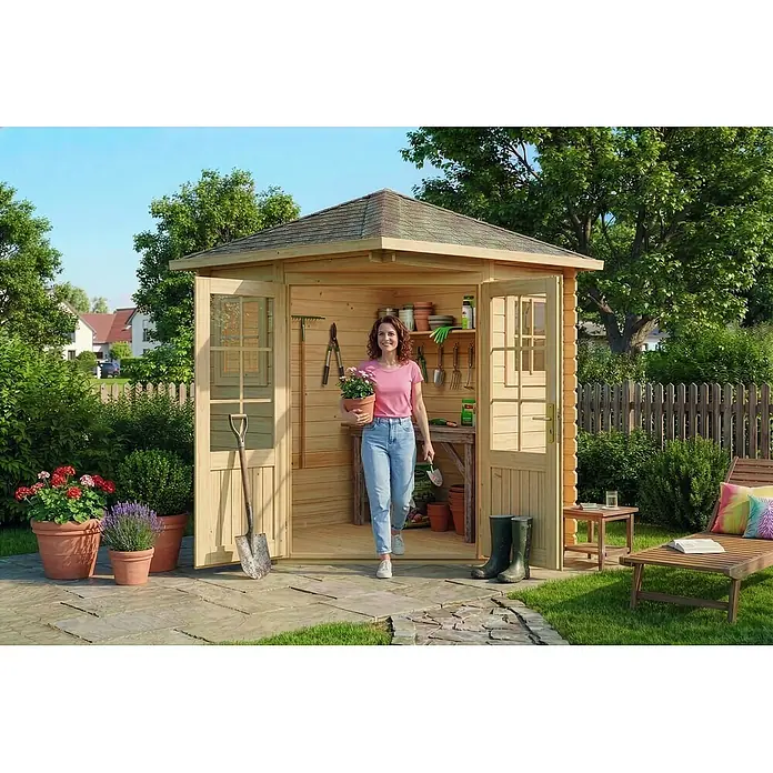 Alpholz Gartenhaus ECO Set Sunny A - Außenmaß inkl. Dachüberstand (B x T): 220 x 220 cm, Holz, Naturbelassen - Hölzernes Gartenhaus mit offenen Türen, das Werkzeuge und eine Frau beim Verlassen zeigt, ideal für Gartenlagerung und Freizeit.