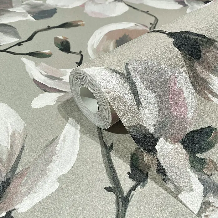 Marburg Flora Vliestapete Floral III - Grau-Beige-Weiß, Floral, 10,05 x 0,53 m - Rolle strukturierter Tapete mit graugrünem Hintergrund und weiß-rosa Magnolienmuster.