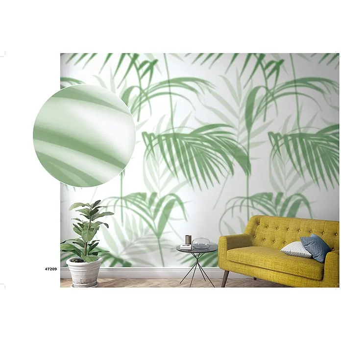 Marburg Smart Art Easy Fototapete Palmen - B x H: 159 mm x 270 cm, Vlies, Grün-Grau - Grüne Palmblatt-Tapete an einer Wand in einem Raum mit gelbem Sofa und Pflanze.
