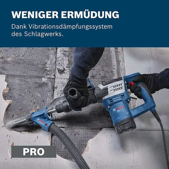 Bosch Professional Schlaghammer GSH5MX - 1.100 W, 7,8 J, Max. Schlagzahl: 2.900 U/min - Blauer Bosch Abbruchhammer mit Staubabsaugung, von behandschuhten Händen zum Betonabbruch verwendet, mit Vibrationsdämpfung.