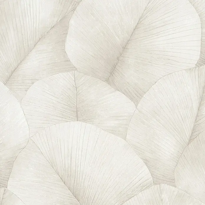 Marburg Kumano Vliestapete Floral - Beige, Floral, 10,05 x 0,53 m - Helles beigefarbenes überlappendes Blattmuster mit sichtbaren Adern.