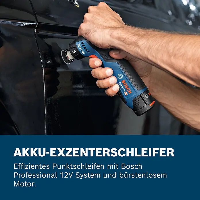 Bosch Professional Akku-Exzenterschleifer GEX 12V-32 - 12 V, Ohne Akku, Durchmesser Schleifteller: 32 mm - Blauer Bosch Akku-Exzenterschleifer wird zum Punktschleifen an einem Auto verwendet.