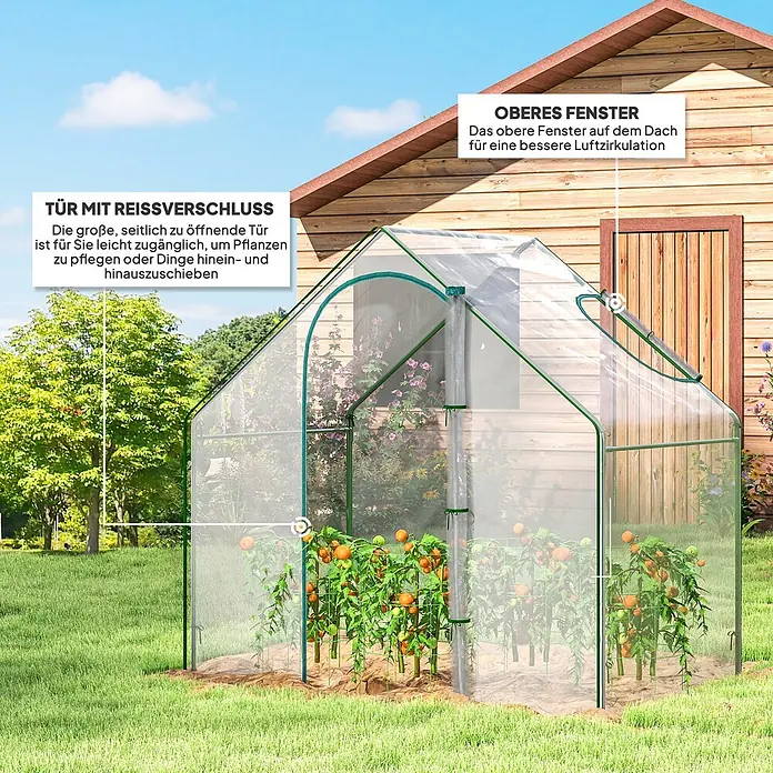 Outsunny Gewächshaus - 180 x 100 cm, Material Seitenwand: Kunststoff, 0,3 mm, Grün - Ein transparentes Gewächshaus mit grünem Gestell steht im Garten, gefüllt mit Tomatenpflanzen. Es hat eine Reißverschlusstür und ein Oberfenster zur Belüftung.