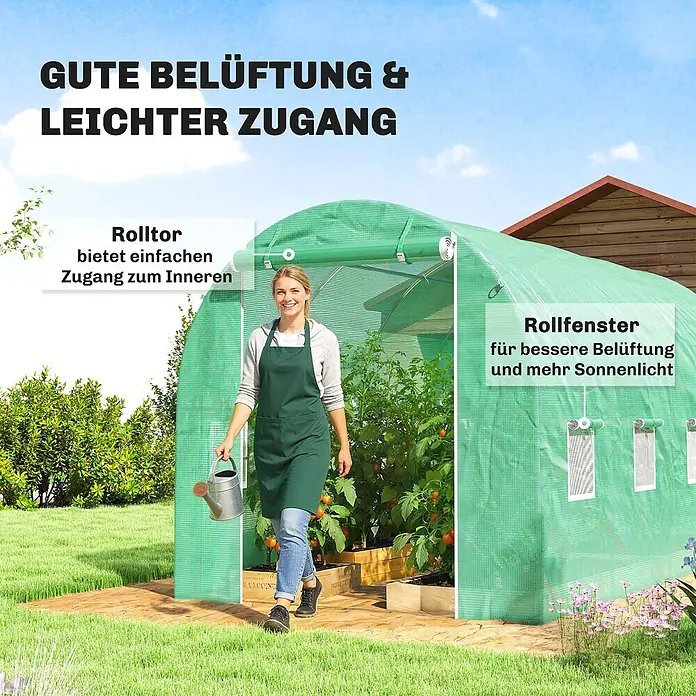 Furnicato Gewächshaus - Außenmaß inkl. Dachüberstand (B x T): 200 x 400 cm, Material Seitenwand: Kunststoff, 14 mm, silber - Grünes Foliengewächshaus mit Rolltor für leichten Zugang & Rollfenstern für Belüftung/Sonnenlicht. Frau betritt es mit Gießkanne.